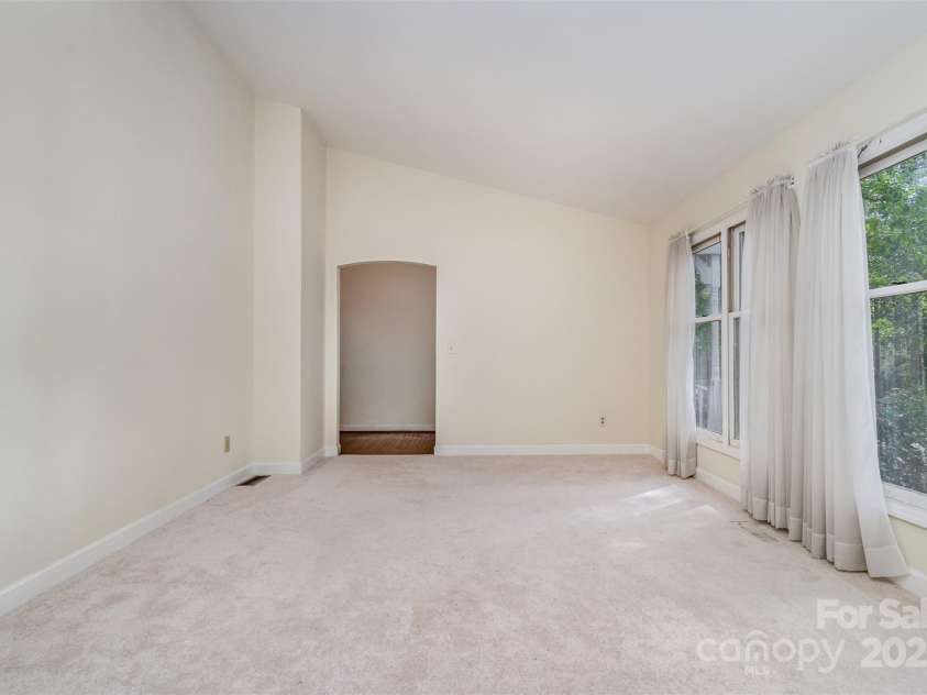 15133 Torrence Branch Road, Charlotte, NC 28278.  MLS# CAR4299900, YatesRealty ID 1332. 