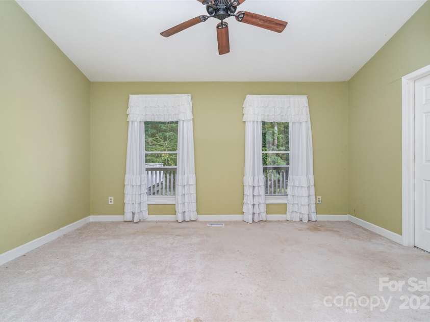 15133 Torrence Branch Road, Charlotte, NC 28278.  MLS# CAR4299900, YatesRealty ID 1332. 