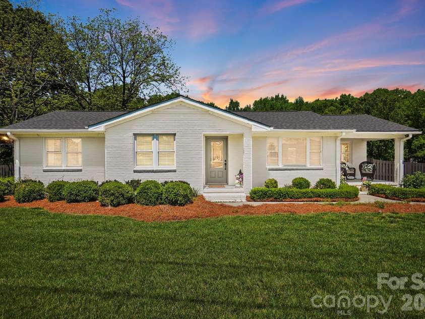 411 Baucom Deese Road, Monroe, NC 28110.  MLS# CAR4341676, YatesRealty ID 13320. 