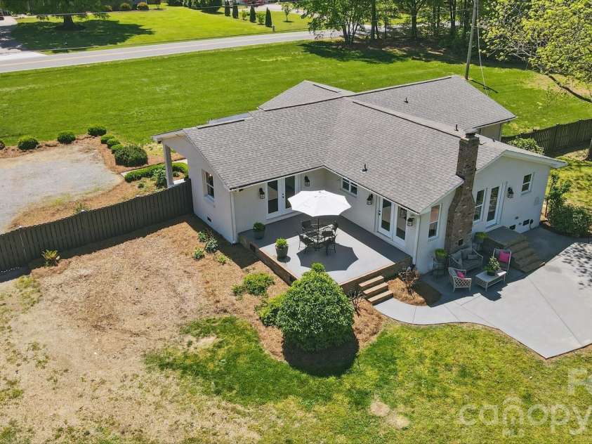 411 Baucom Deese Road, Monroe, NC 28110.  MLS# CAR4341676, YatesRealty ID 13320. 