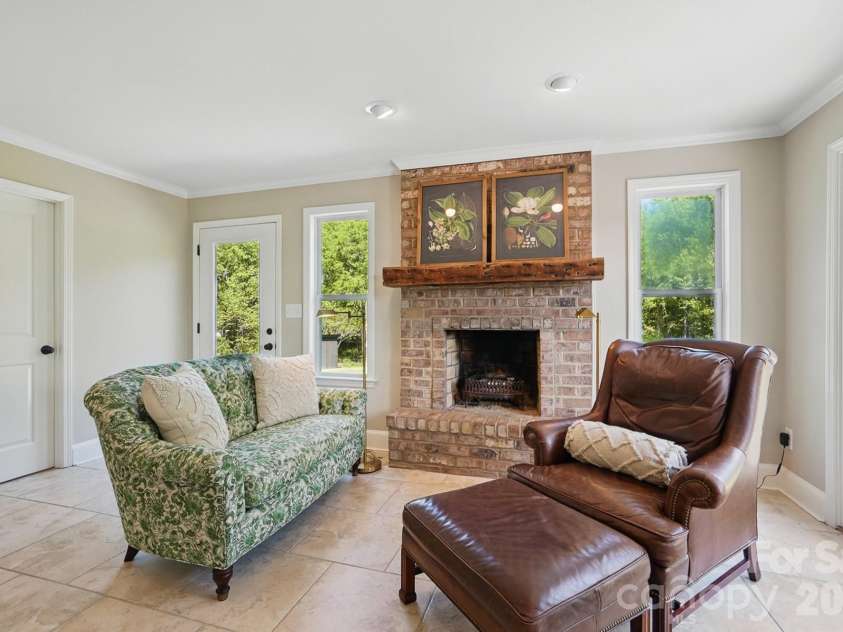 411 Baucom Deese Road, Monroe, NC 28110.  MLS# CAR4341676, YatesRealty ID 13320. 