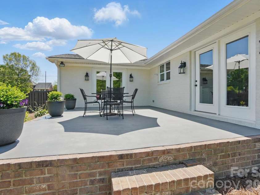 411 Baucom Deese Road, Monroe, NC 28110.  MLS# CAR4341676, YatesRealty ID 13320. 