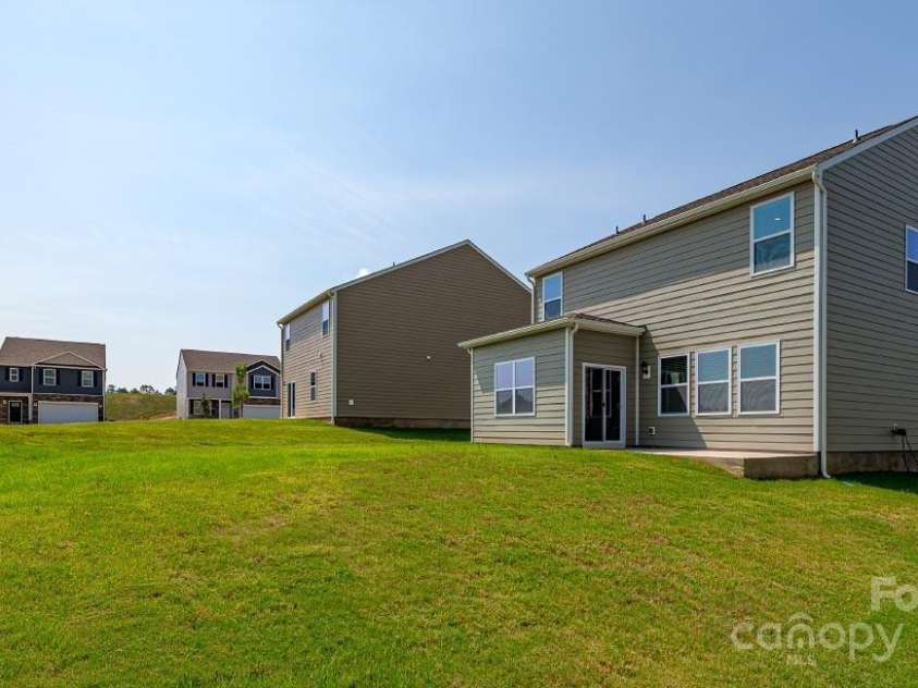 327 Brinkley Drive, Kings Mountain, NC 28086.  MLS# CAR4225582, YatesRealty ID 13321. 