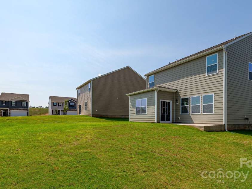 327 Brinkley Drive, Kings Mountain, NC 28086.  MLS# CAR4225582, YatesRealty ID 13321. 