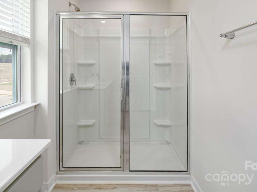 327 Brinkley Drive, Kings Mountain, NC 28086.  MLS# CAR4225582, YatesRealty ID 13321. 