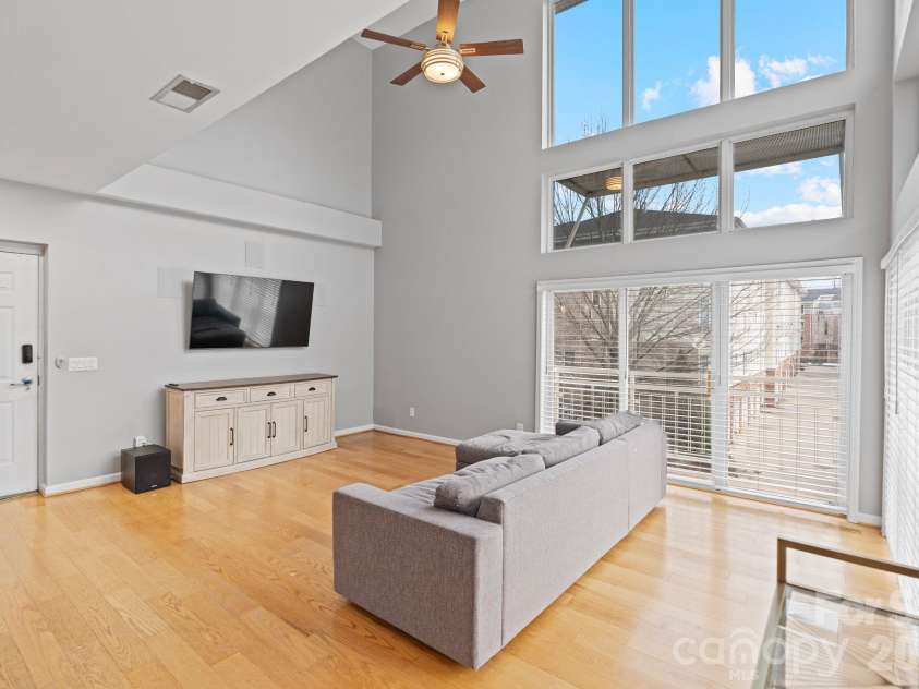 3623 Warp Street, Charlotte, NC 28205.  MLS# CAR4340962, YatesRealty ID 13321. 