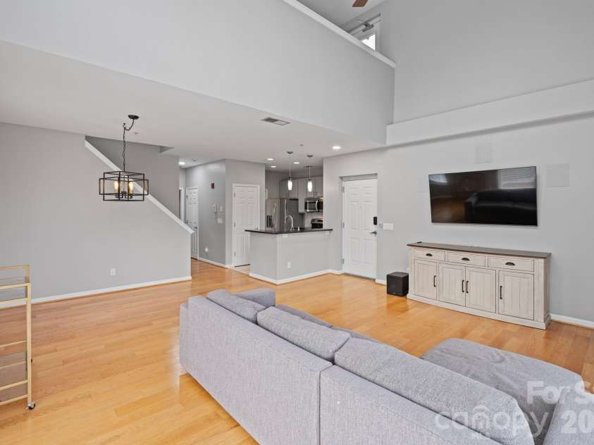 3623 Warp Street, Charlotte, NC 28205.  MLS# CAR4340962, YatesRealty ID 13321. 