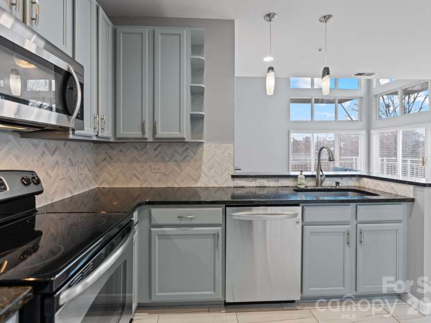 3623 Warp Street, Charlotte, NC 28205.  MLS# CAR4340962, YatesRealty ID 13321. 