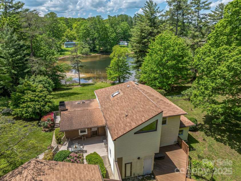 98 Ducker Road, Arden, NC 28704.  MLS# CAR4256963, YatesRealty ID 13322. 