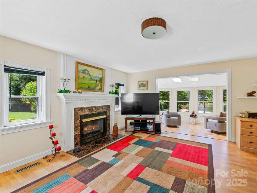 98 Ducker Road, Arden, NC 28704.  MLS# CAR4256963, YatesRealty ID 13322. 
