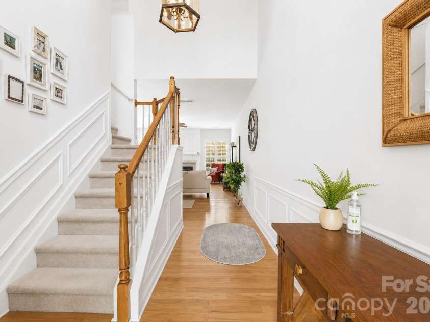 9805 Carson Whitley Avenue, Charlotte, NC 28277.  MLS# CAR4368268, YatesRealty ID 13322. 