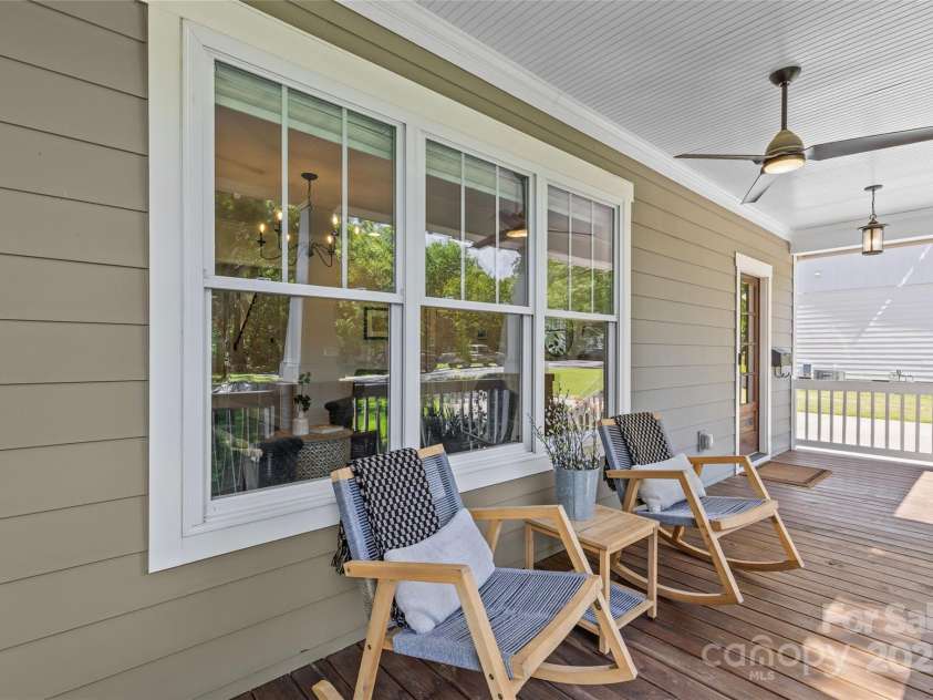 1241 Rollins Avenue, Charlotte, NC 28205.  MLS# CAR4257821, YatesRealty ID 13323. 