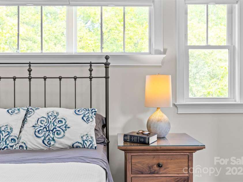 1241 Rollins Avenue, Charlotte, NC 28205.  MLS# CAR4257821, YatesRealty ID 13323. 