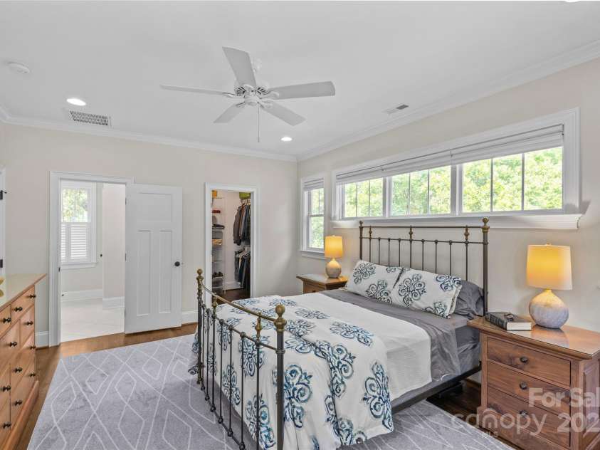 1241 Rollins Avenue, Charlotte, NC 28205.  MLS# CAR4257821, YatesRealty ID 13323. 