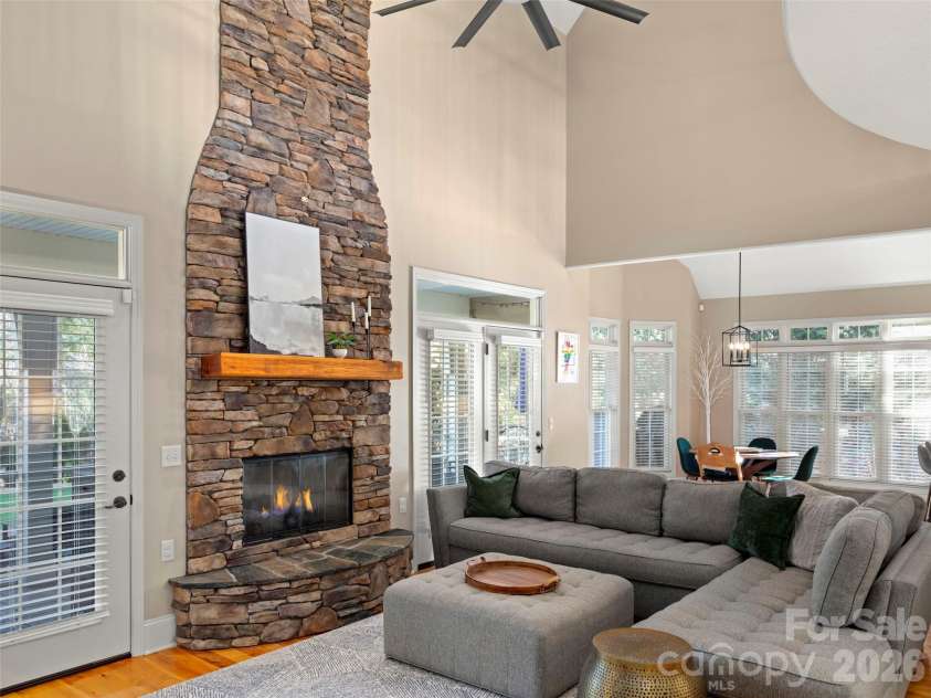 47 Ledgestone Drive, Fairview, NC 28730.  MLS# CAR4359435, YatesRealty ID 13326. 