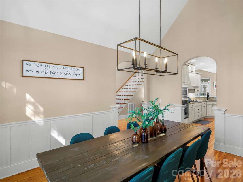 47 Ledgestone Drive, Fairview, NC 28730.  MLS# CAR4359435, YatesRealty ID 13326. 