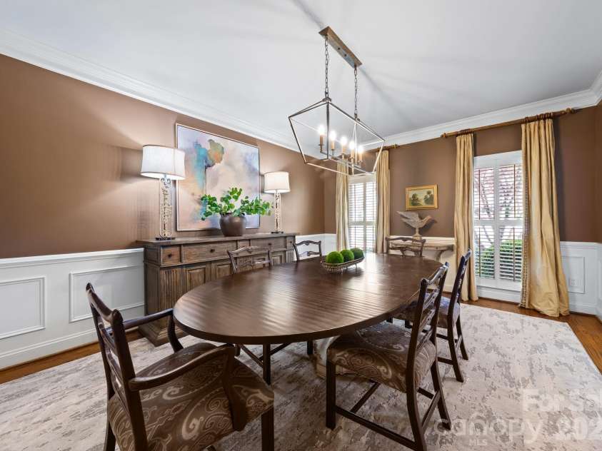7024 Riesman Lane, Charlotte, NC 28210.  MLS# CAR4355789, YatesRealty ID 13329. Formal dining room. 