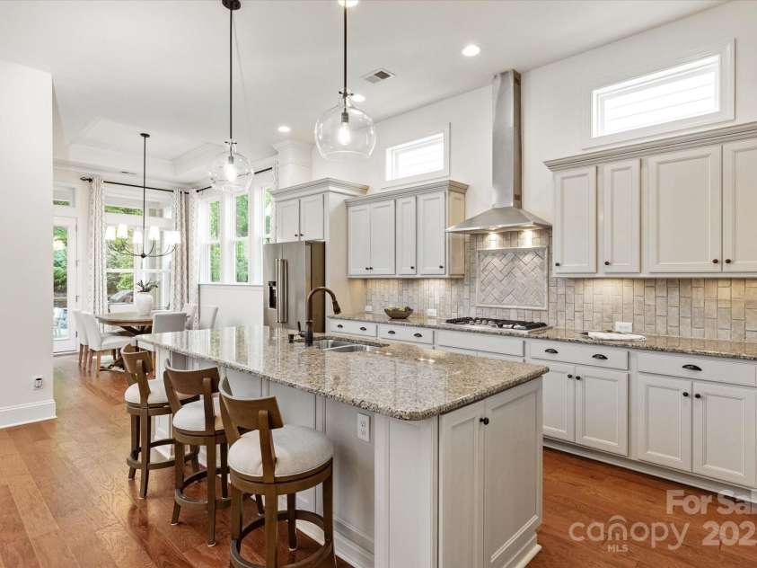 7913 Waverly Walk Avenue, Charlotte, NC 28277.  MLS# CAR4258567, YatesRealty ID 13329. 