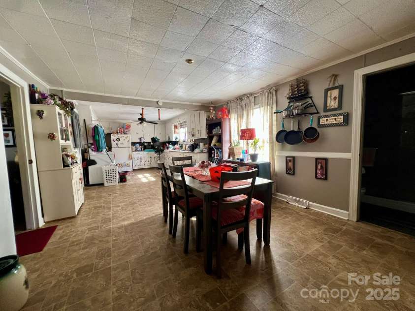 822 Turrentine Church Road, Mocksville, NC 27028.  MLS# CAR4313192, YatesRealty ID 1333. 