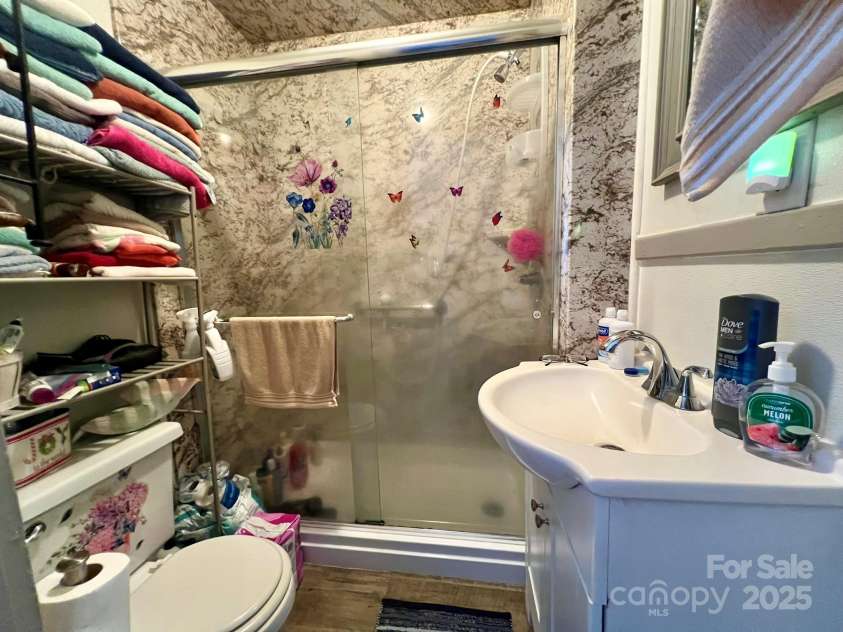 822 Turrentine Church Road, Mocksville, NC 27028.  MLS# CAR4313192, YatesRealty ID 1333. 