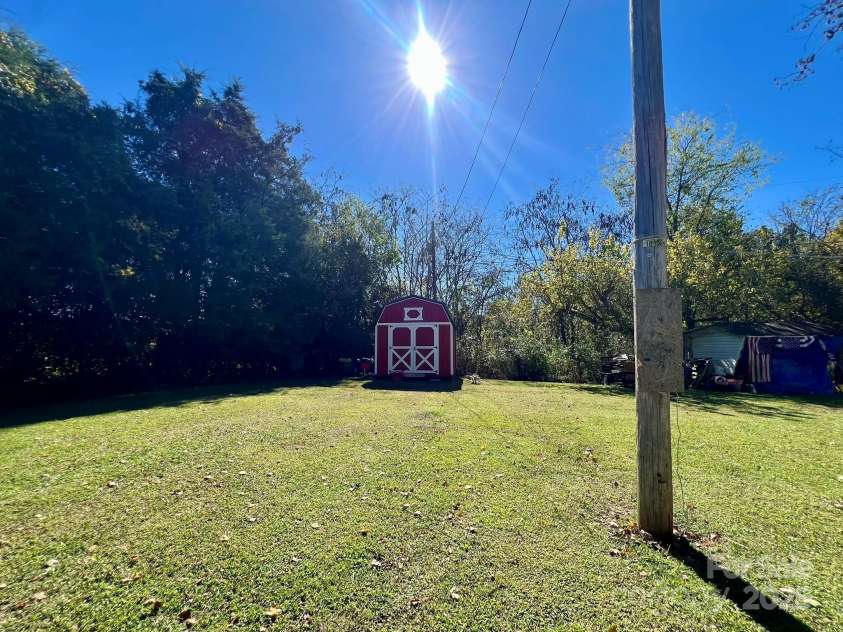 822 Turrentine Church Road, Mocksville, NC 27028.  MLS# CAR4313192, YatesRealty ID 1333. 