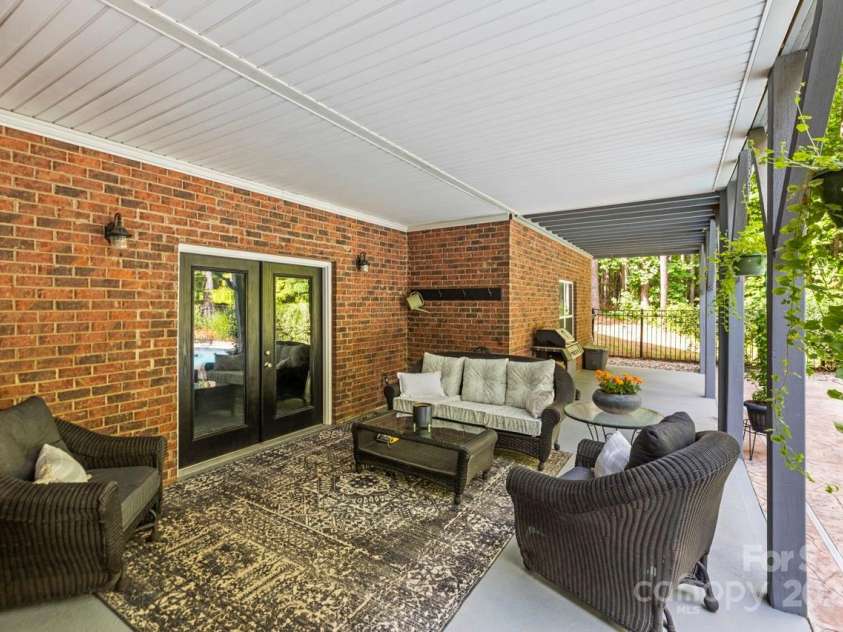 1956 Forest Ridge Drive, Stanley, NC 28164.  MLS# CAR4253801, YatesRealty ID 13330. 