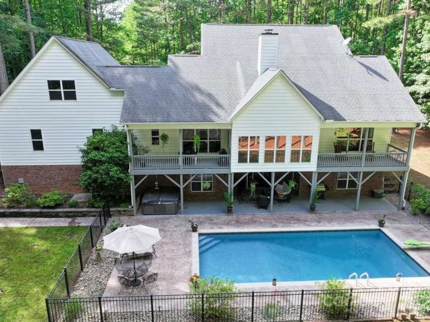 1956 Forest Ridge Drive, Stanley, NC 28164.  MLS# CAR4253801, YatesRealty ID 13330. 