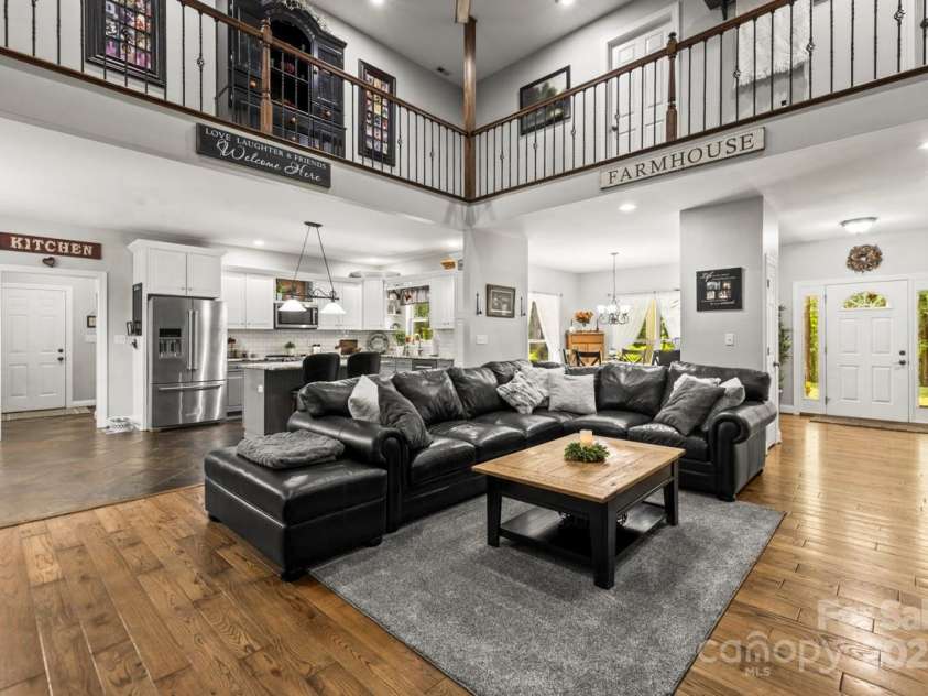 1956 Forest Ridge Drive, Stanley, NC 28164.  MLS# CAR4253801, YatesRealty ID 13330. Gleaming hardwood floors