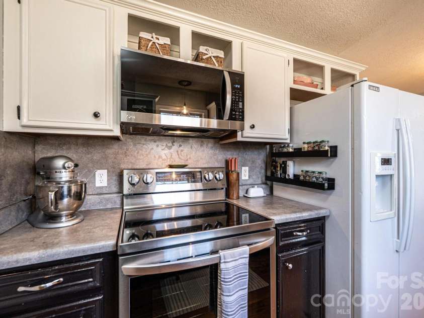 2165 Samanthas Wells None, Newton, NC 28658.  MLS# CAR4346325, YatesRealty ID 13330. 