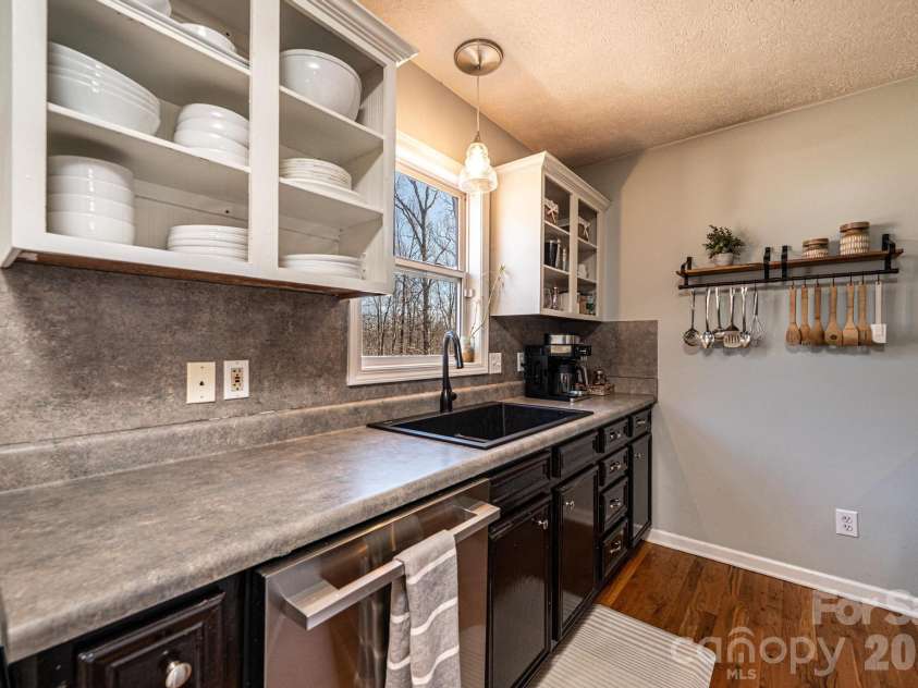 2165 Samanthas Wells None, Newton, NC 28658.  MLS# CAR4346325, YatesRealty ID 13330. 