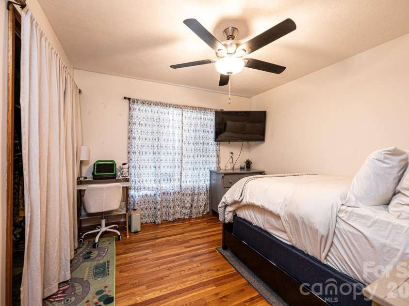 2165 Samanthas Wells None, Newton, NC 28658.  MLS# CAR4346325, YatesRealty ID 13330. 