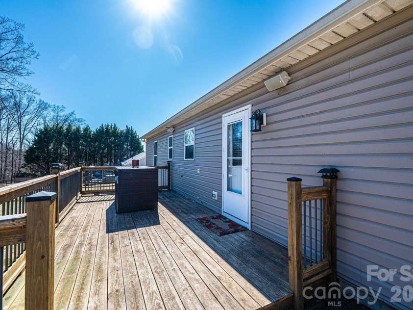 2165 Samanthas Wells None, Newton, NC 28658.  MLS# CAR4346325, YatesRealty ID 13330. 