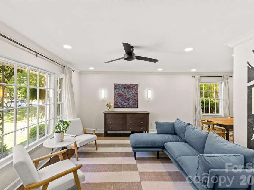 7013 Old Forge Drive, Charlotte, NC 28226.  MLS# CAR4369320, YatesRealty ID 13331. 