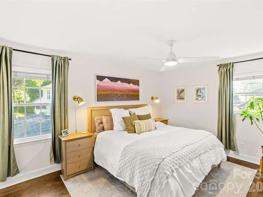 7013 Old Forge Drive, Charlotte, NC 28226.  MLS# CAR4369320, YatesRealty ID 13331. 