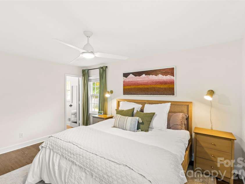 7013 Old Forge Drive, Charlotte, NC 28226.  MLS# CAR4369320, YatesRealty ID 13331. 