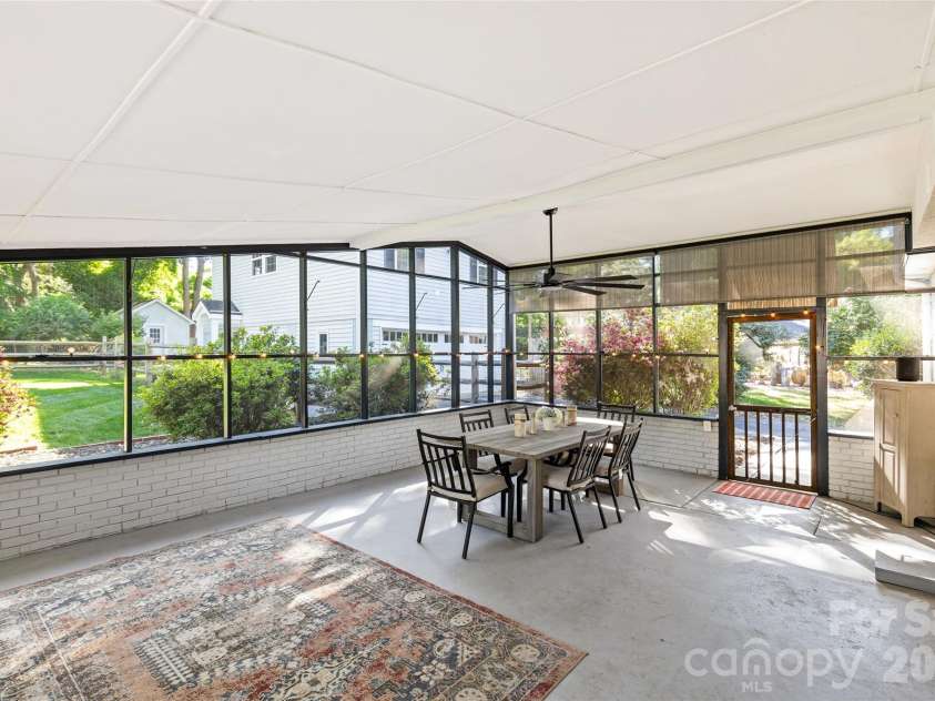 7013 Old Forge Drive, Charlotte, NC 28226.  MLS# CAR4369320, YatesRealty ID 13331. 