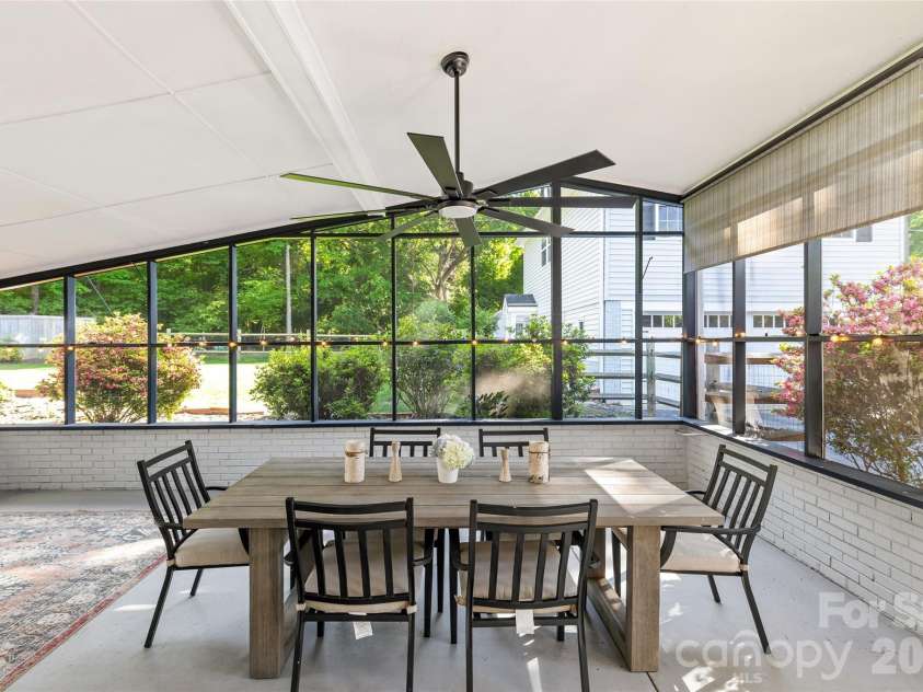 7013 Old Forge Drive, Charlotte, NC 28226.  MLS# CAR4369320, YatesRealty ID 13331. 
