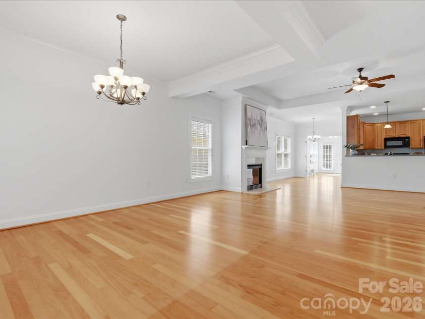 1008 Wanda Drive, Matthews, NC 28104.  MLS# CAR4369739, YatesRealty ID 13332. 