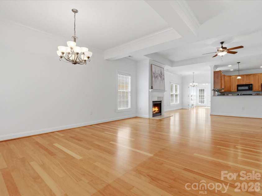 1008 Wanda Drive, Matthews, NC 28104.  MLS# CAR4369739, YatesRealty ID 13332. 