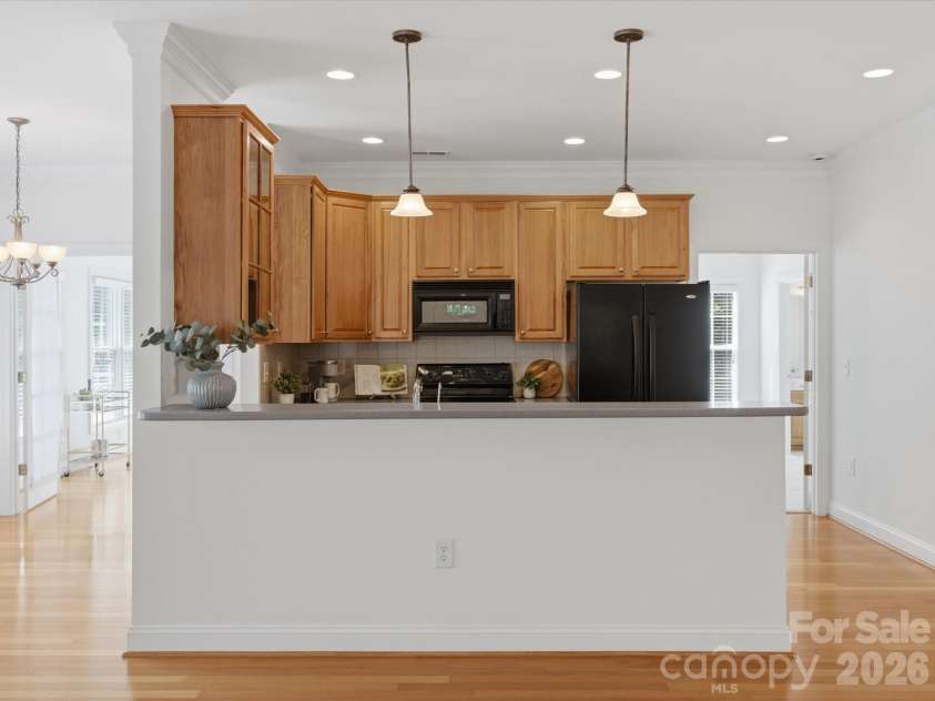 1008 Wanda Drive, Matthews, NC 28104.  MLS# CAR4369739, YatesRealty ID 13332. 