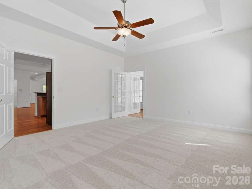 1008 Wanda Drive, Matthews, NC 28104.  MLS# CAR4369739, YatesRealty ID 13332. 