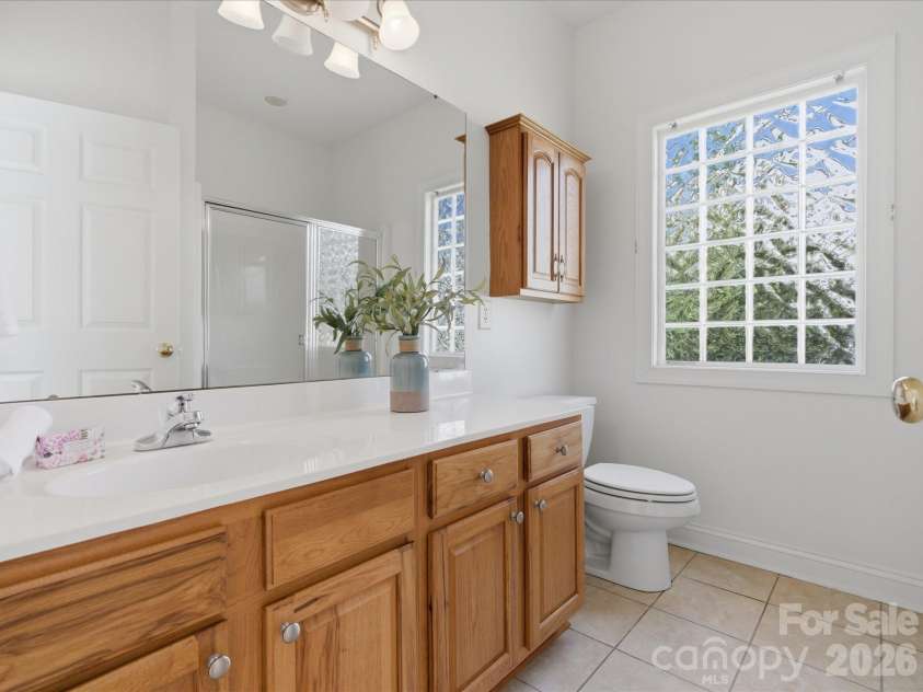 1008 Wanda Drive, Matthews, NC 28104.  MLS# CAR4369739, YatesRealty ID 13332. 