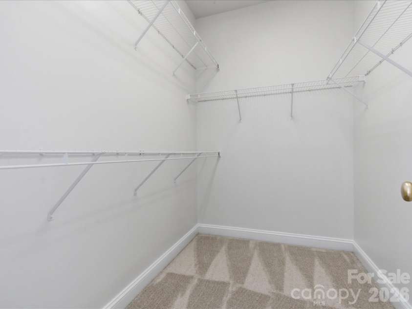 1008 Wanda Drive, Matthews, NC 28104.  MLS# CAR4369739, YatesRealty ID 13332. 