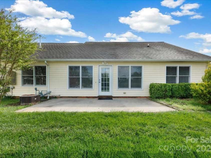 113 Hidden Creek Drive, Salisbury, NC 28147.  MLS# CAR4244587, YatesRealty ID 13333. 