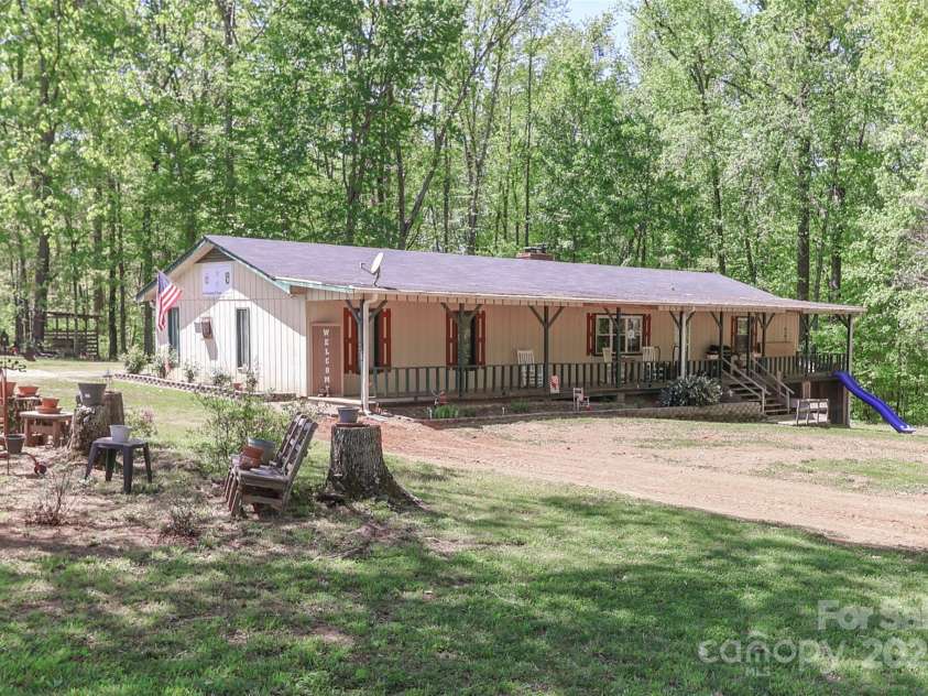 212 Davies Circle, Cleveland, NC 27013.  MLS# CAR4250221, YatesRealty ID 13334. 