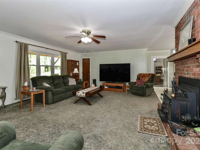 212 Davies Circle, Cleveland, NC 27013.  MLS# CAR4250221, YatesRealty ID 13334. 