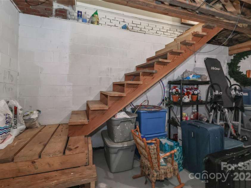 212 Davies Circle, Cleveland, NC 27013.  MLS# CAR4250221, YatesRealty ID 13334. 