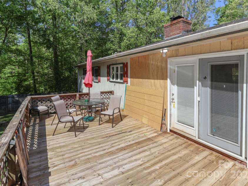 212 Davies Circle, Cleveland, NC 27013.  MLS# CAR4250221, YatesRealty ID 13334. 