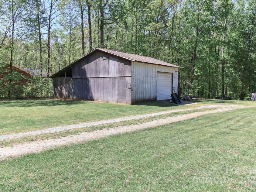 212 Davies Circle, Cleveland, NC 27013.  MLS# CAR4250221, YatesRealty ID 13334. 