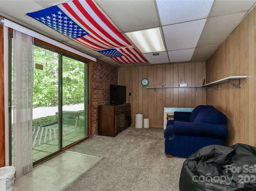 212 Davies Circle, Cleveland, NC 27013.  MLS# CAR4250221, YatesRealty ID 13334. Downstairs access to side yard.